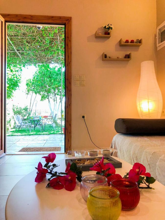 Stavros Apartments Tsoukaládhes Dış mekan fotoğraf