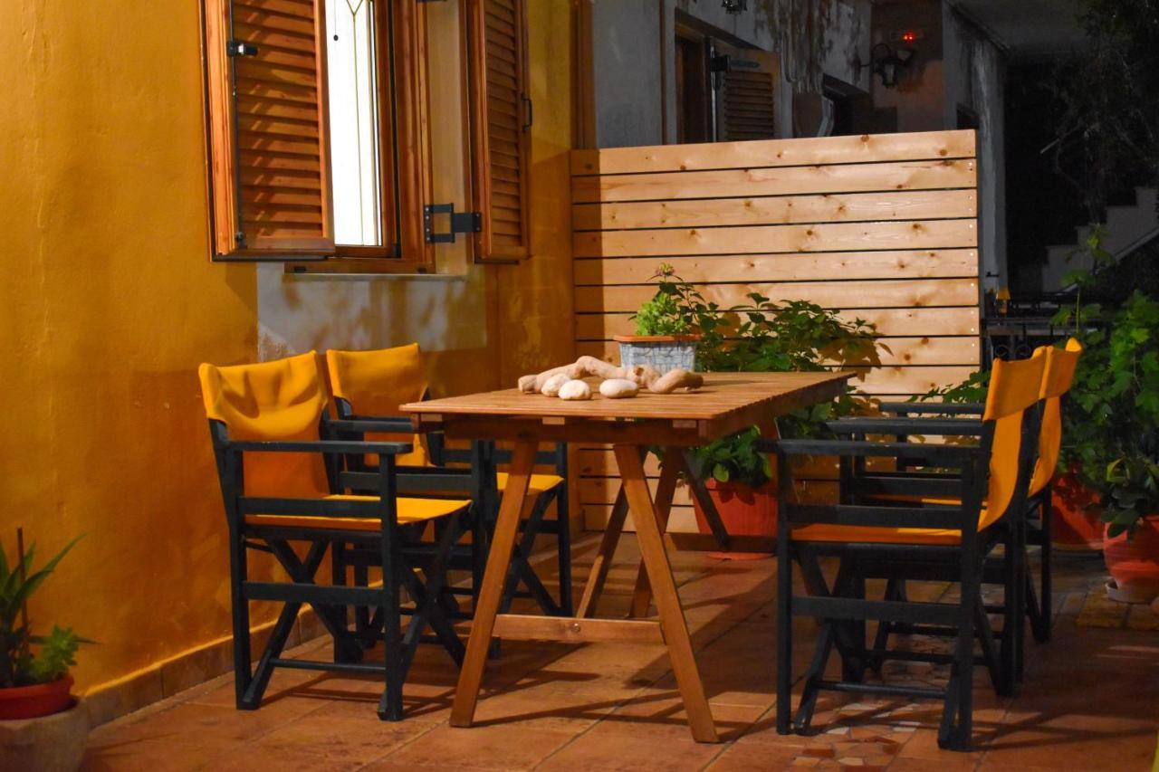 Stavros Apartments Tsoukaládhes Dış mekan fotoğraf